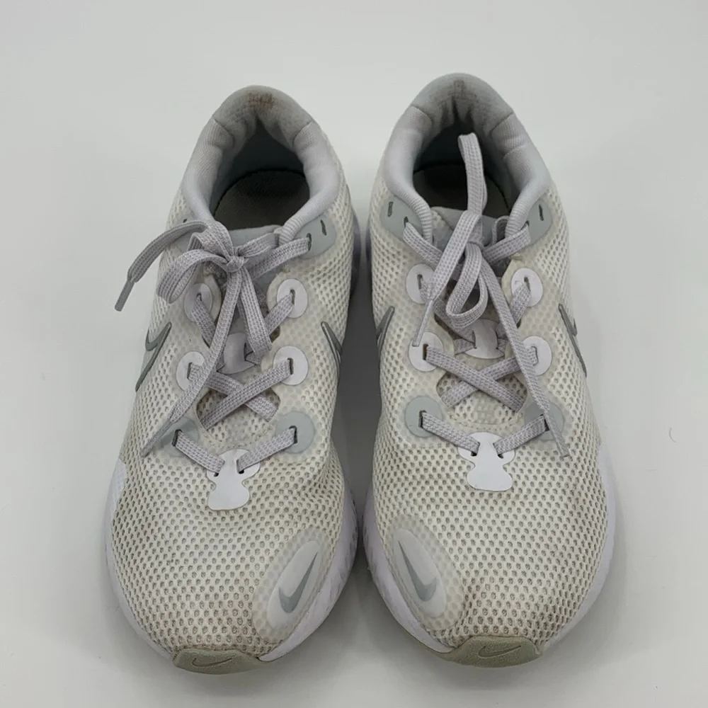 Nike Renew Shoes Size 8.5